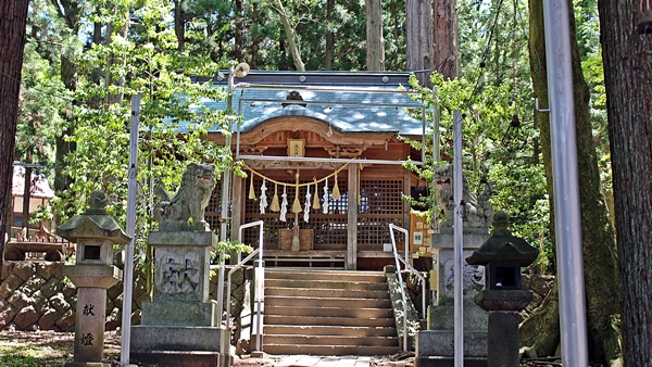 タケミナカタと対峙した場所にある洩矢神社